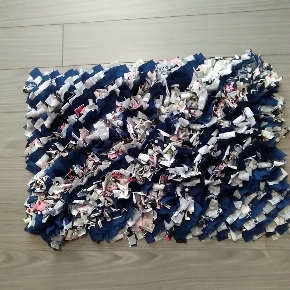 ☀️New☀️Cottagecore~Washable Rag Rug (25"x 17") - Picture 2 of 6